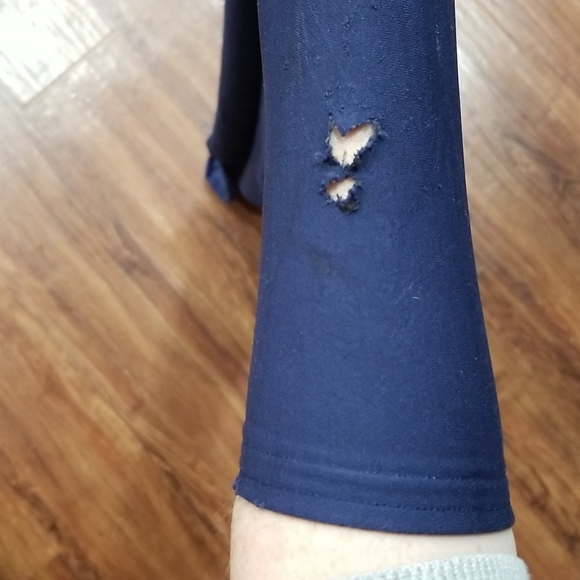 Under Armour Cold gear - Picture 3 of 4